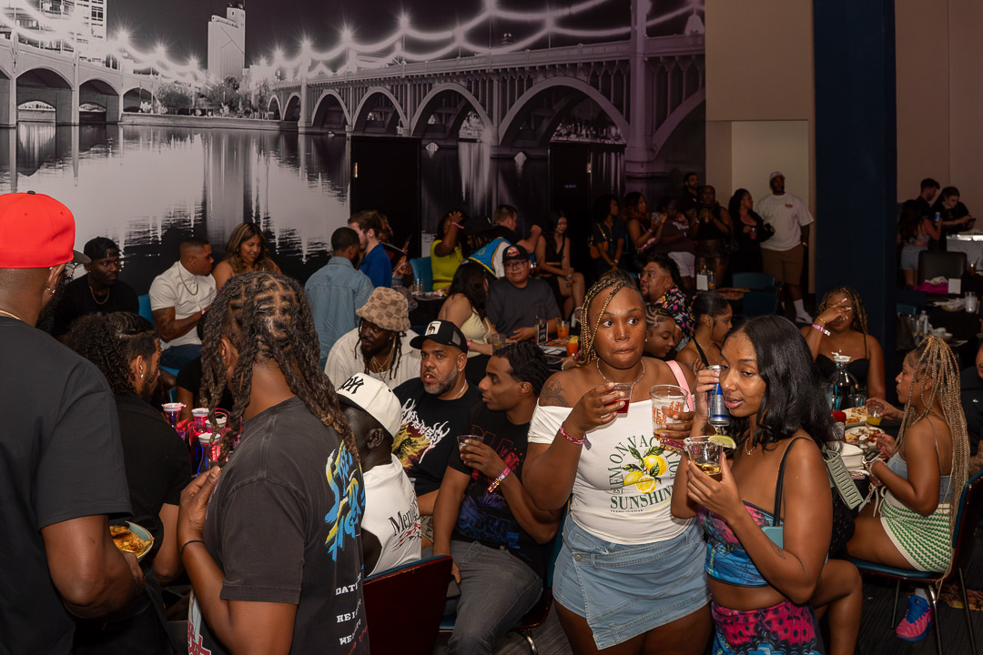 Crowd at the J Holiday R&B Soirée